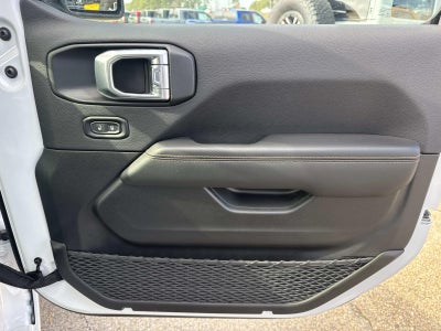 2024 Jeep Wrangler 4-Door Sahara 4x4