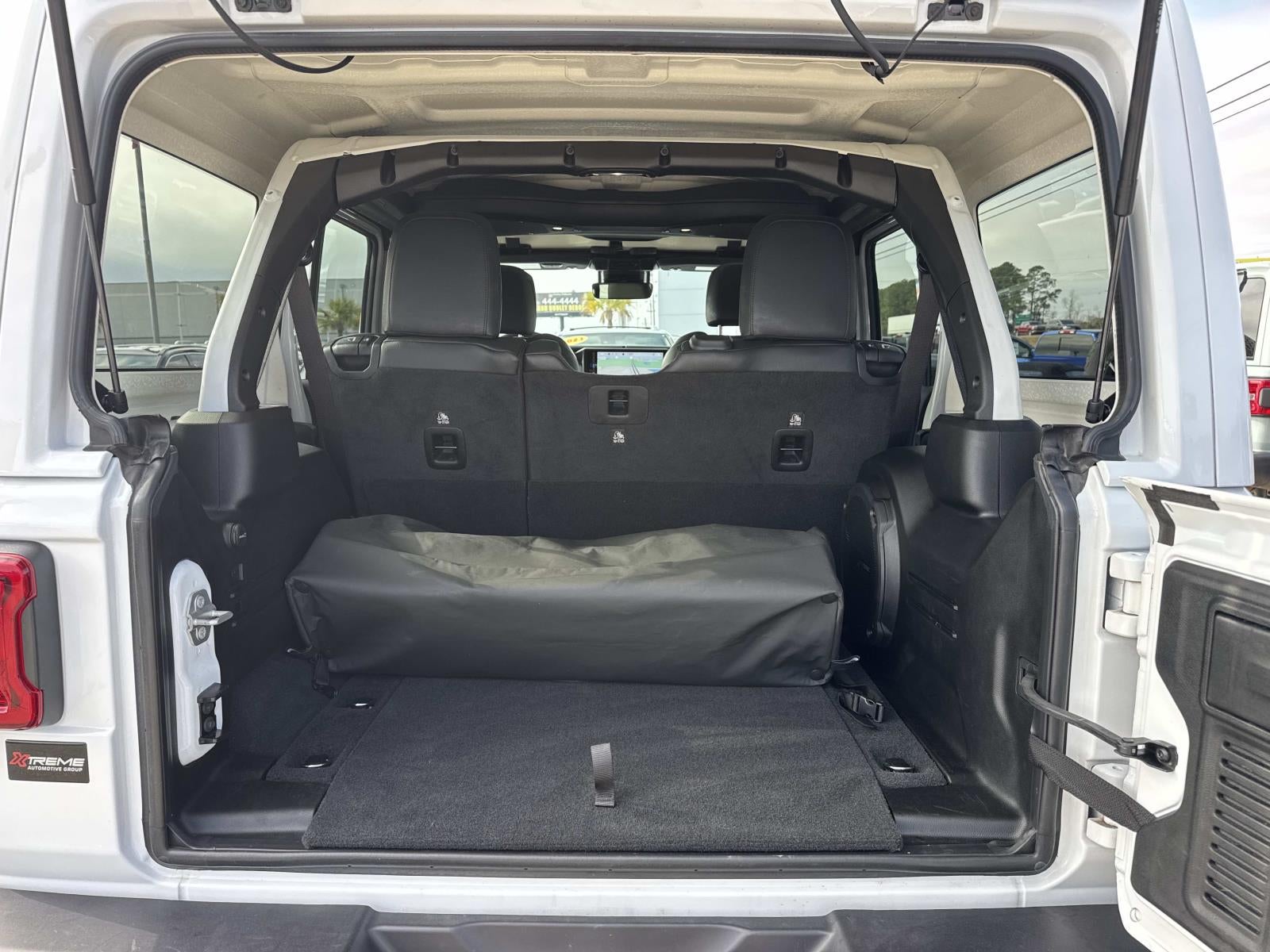 2024 Jeep Wrangler 4-Door Sahara 4x4