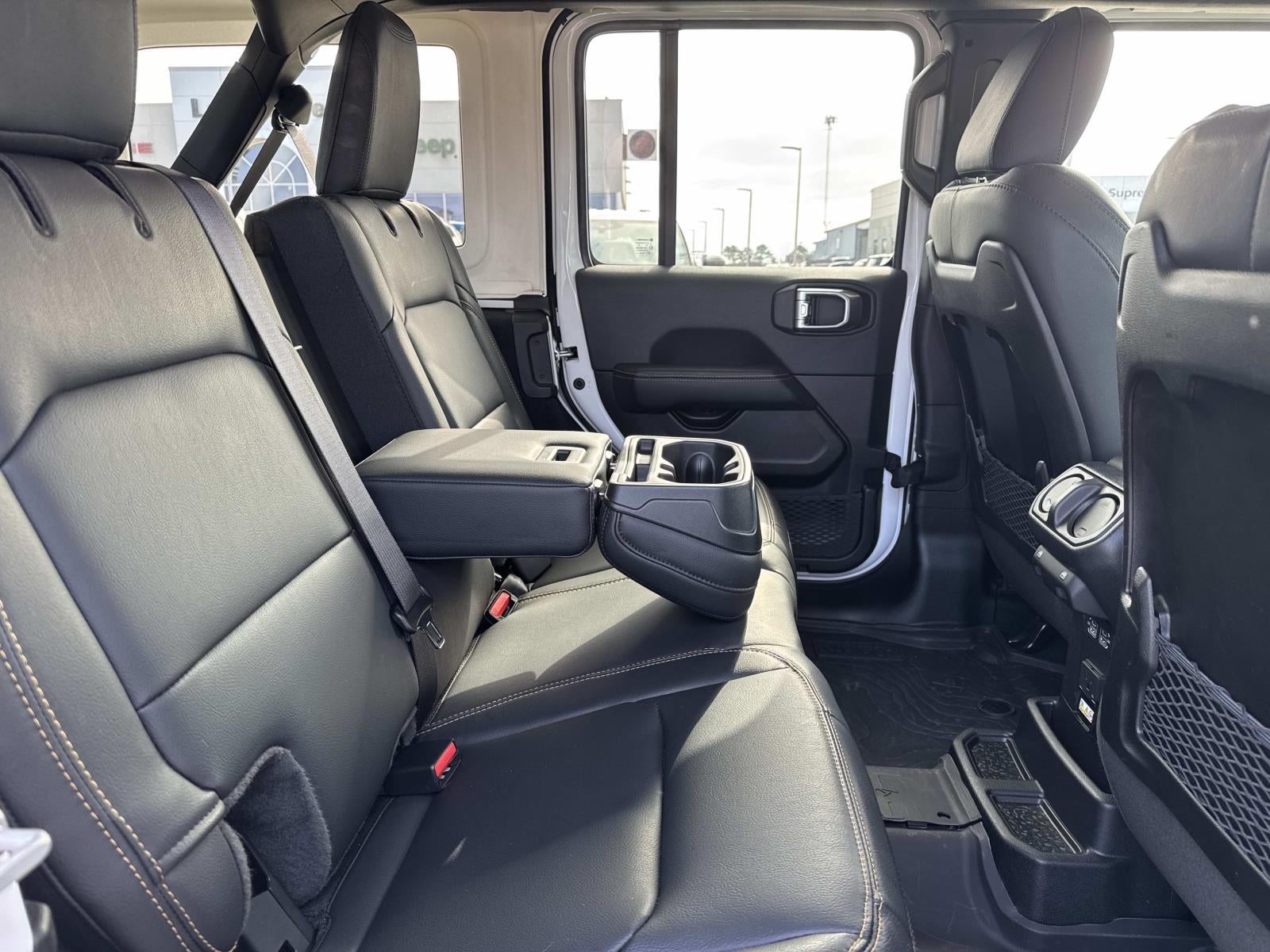 2024 Jeep Wrangler 4-Door Sahara 4x4