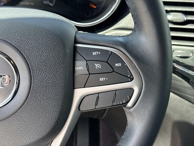 2019 Jeep Grand Cherokee Laredo E 4x2