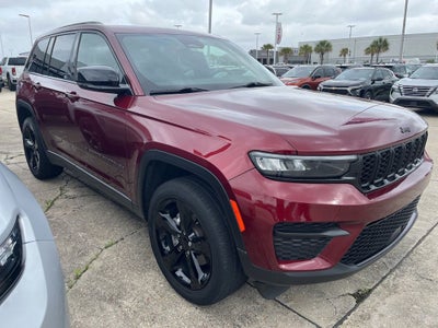 2023 Jeep Grand Cherokee Altitude 4x2