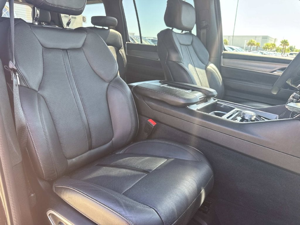 2023 Jeep Wagoneer Series II