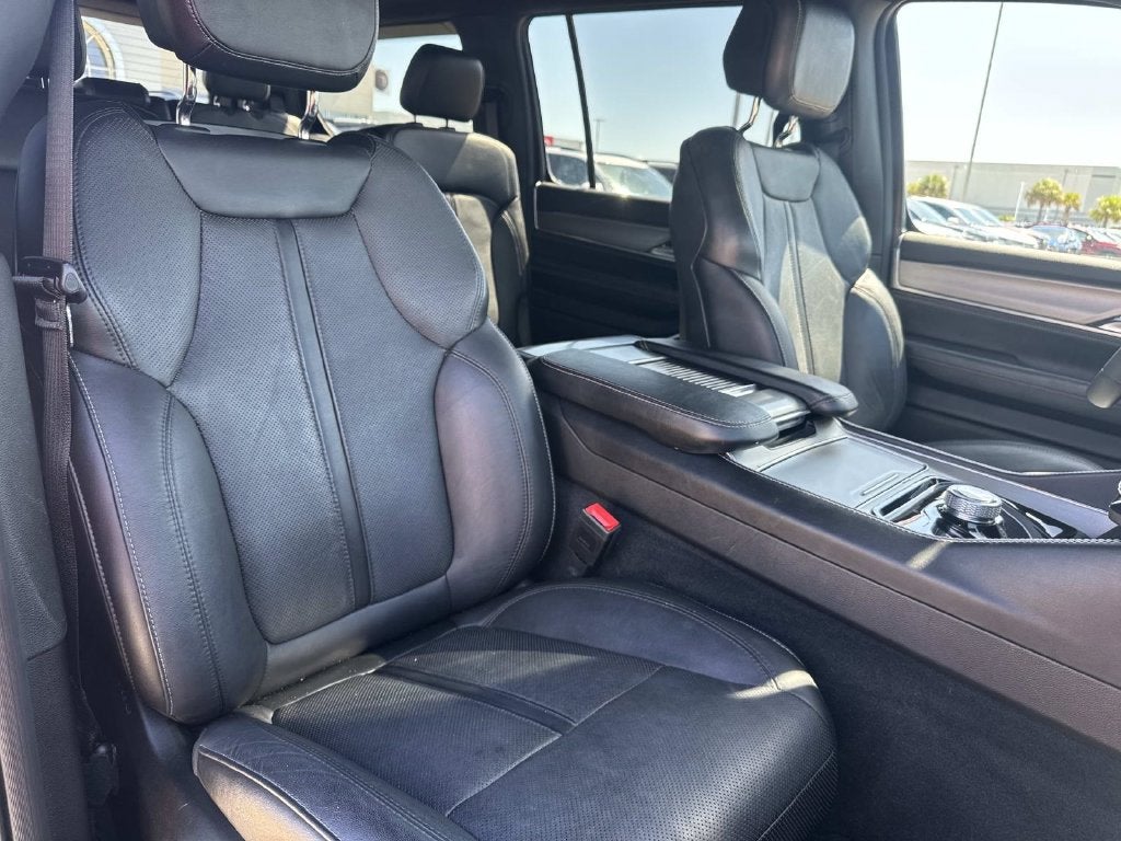 2023 Jeep Wagoneer Series II