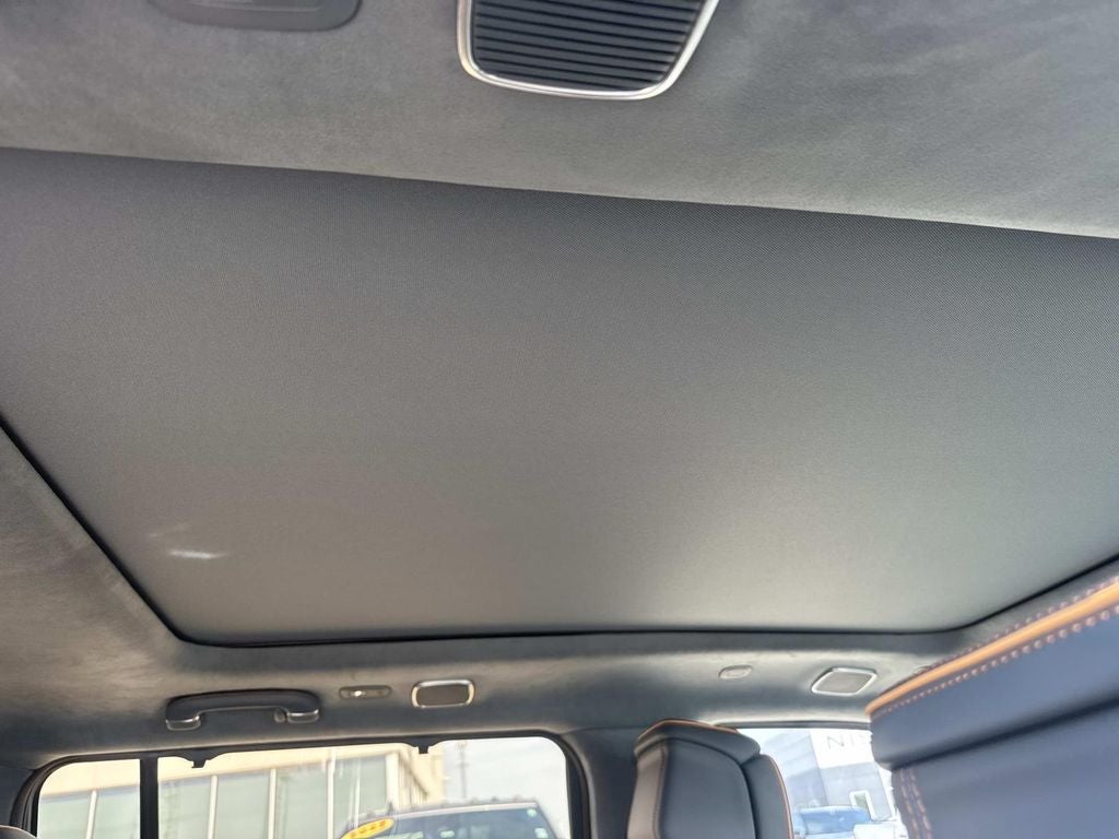 2022 Jeep Grand Wagoneer Series III
