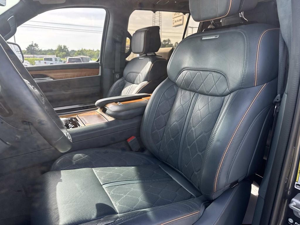 2022 Jeep Grand Wagoneer Series III
