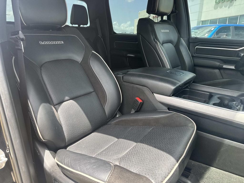 2024 RAM 1500 Laramie Crew Cab 4x2 5'7' Box