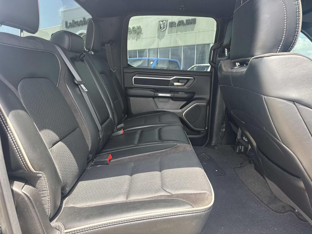 2024 RAM 1500 Laramie Crew Cab 4x2 5'7' Box