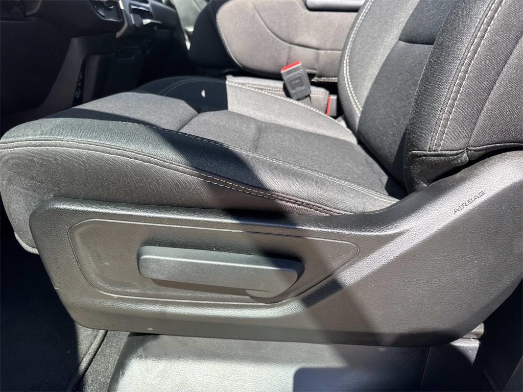 2025 RAM 1500 Tradesman Crew Cab 4x4 5'7' Box