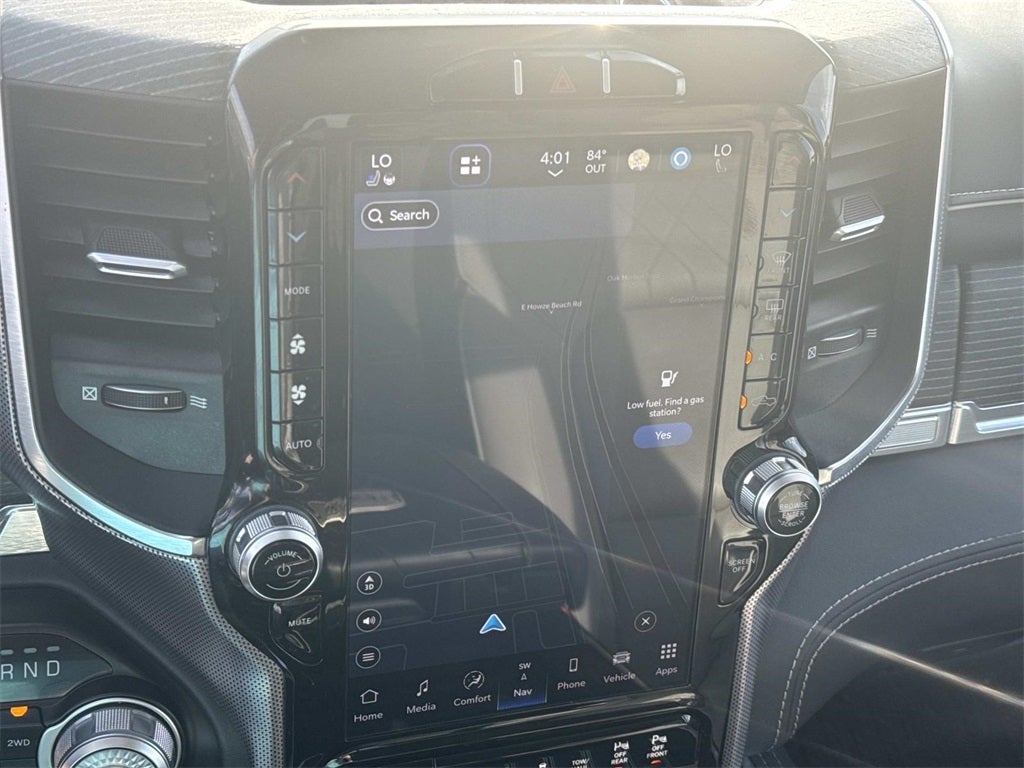 2022 RAM 1500 Limited Crew Cab 4x4 5'7' Box