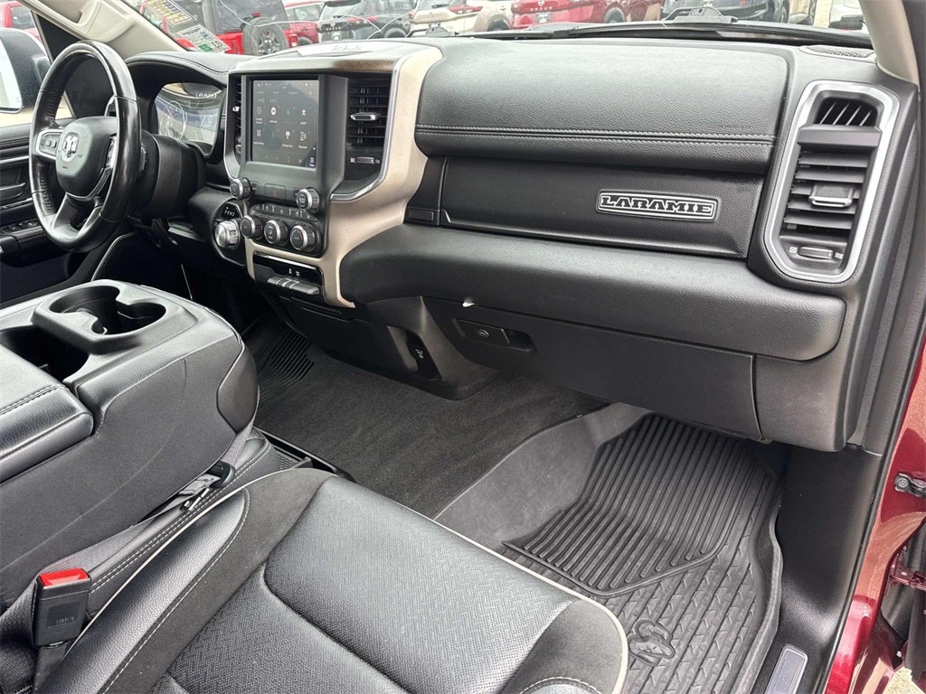 2022 RAM 1500 Laramie Crew Cab 4x4 5'7' Box