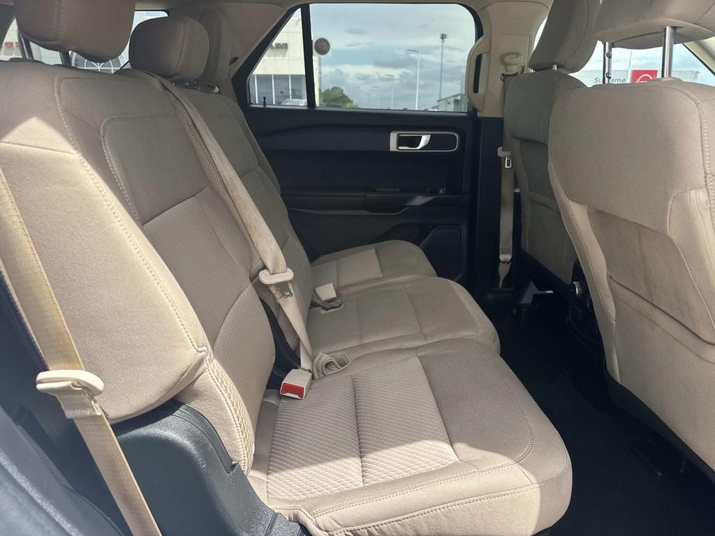 2021 Ford Explorer Base