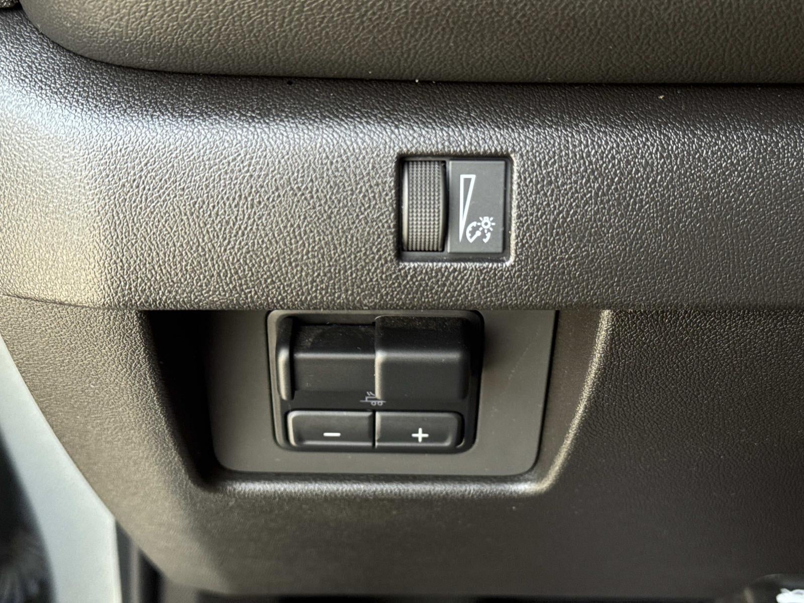 2023 Chevrolet Colorado 2WD Crew Cab Short Box LT