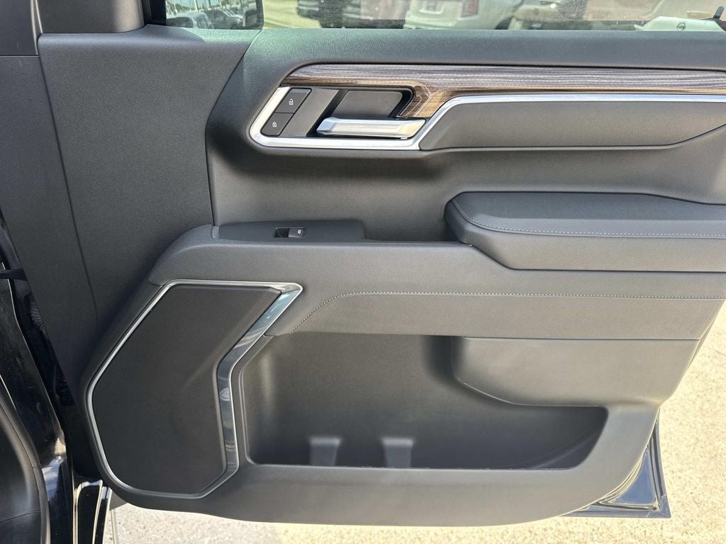 2025 Chevrolet Silverado 1500 2WD Double Cab Standard Bed LT