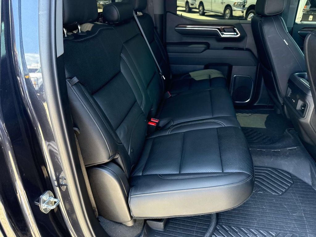 2024 Chevrolet Silverado 1500 4WD Crew Cab Short Bed RST