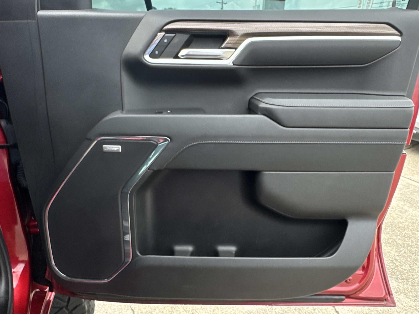 2024 Chevrolet Silverado 1500 4WD Crew Cab Short Bed RST