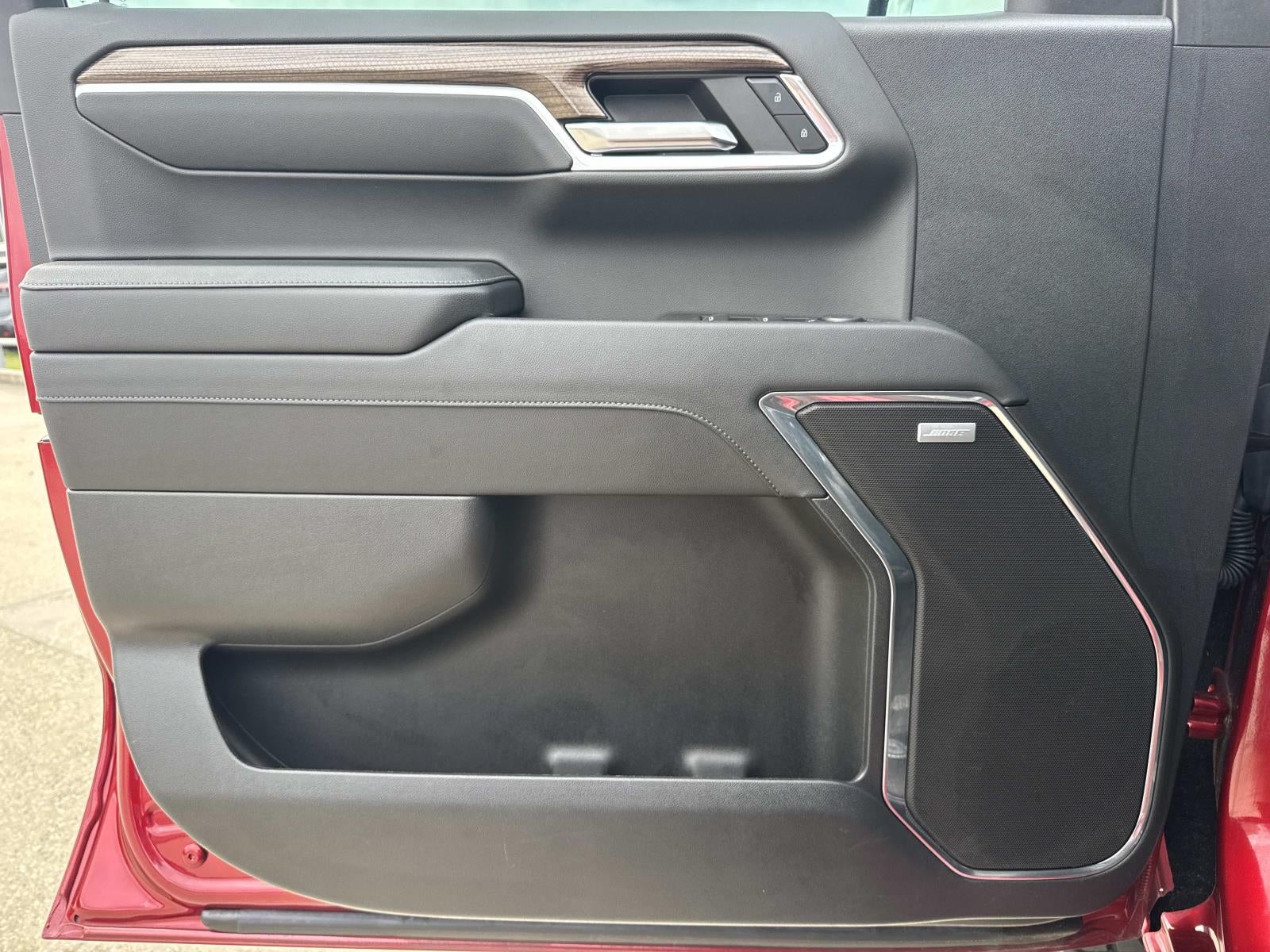 2024 Chevrolet Silverado 1500 4WD Crew Cab Short Bed RST