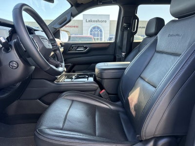 2025 GMC Yukon 4WD Denali