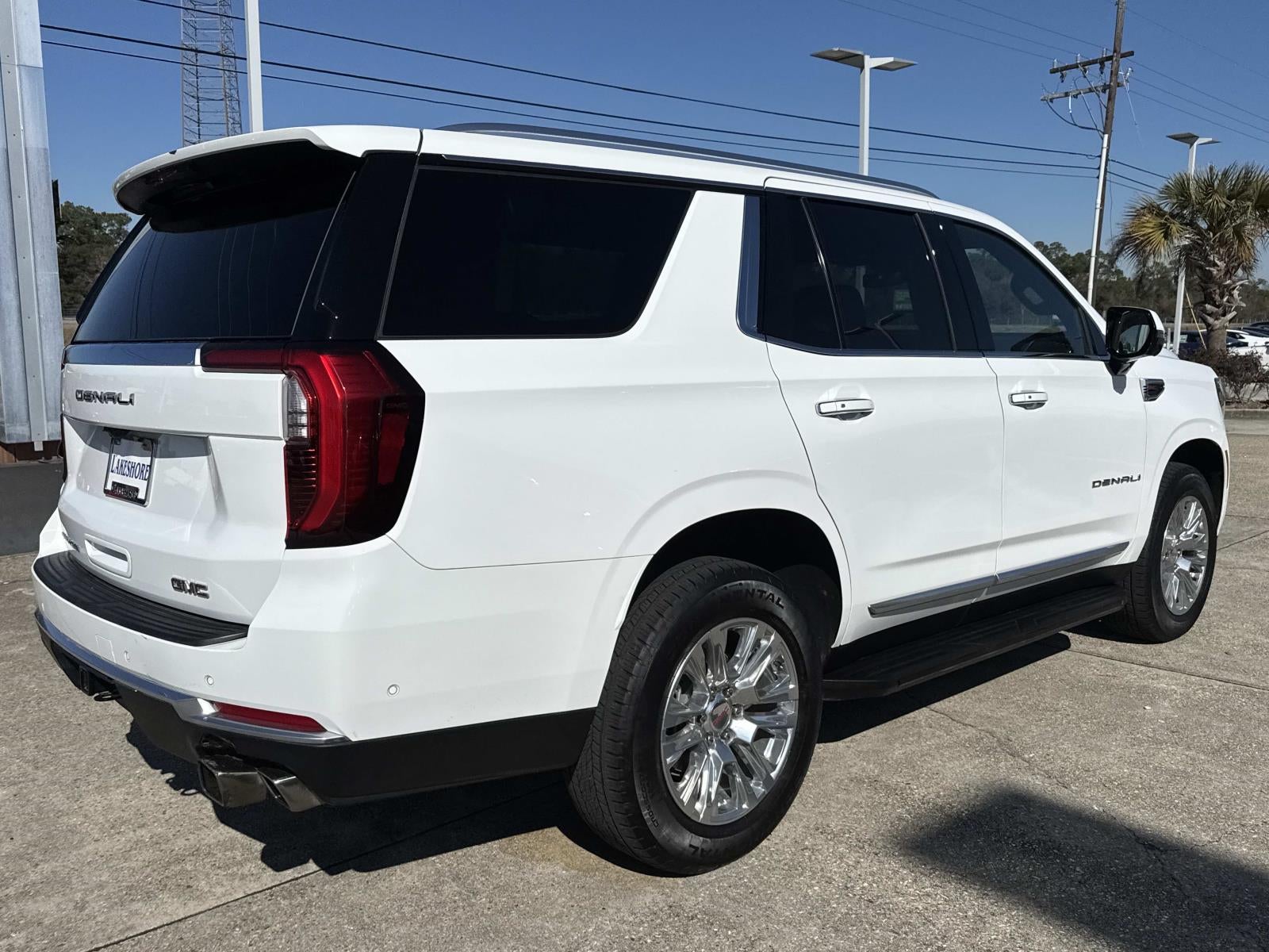 2025 GMC Yukon 4WD Denali