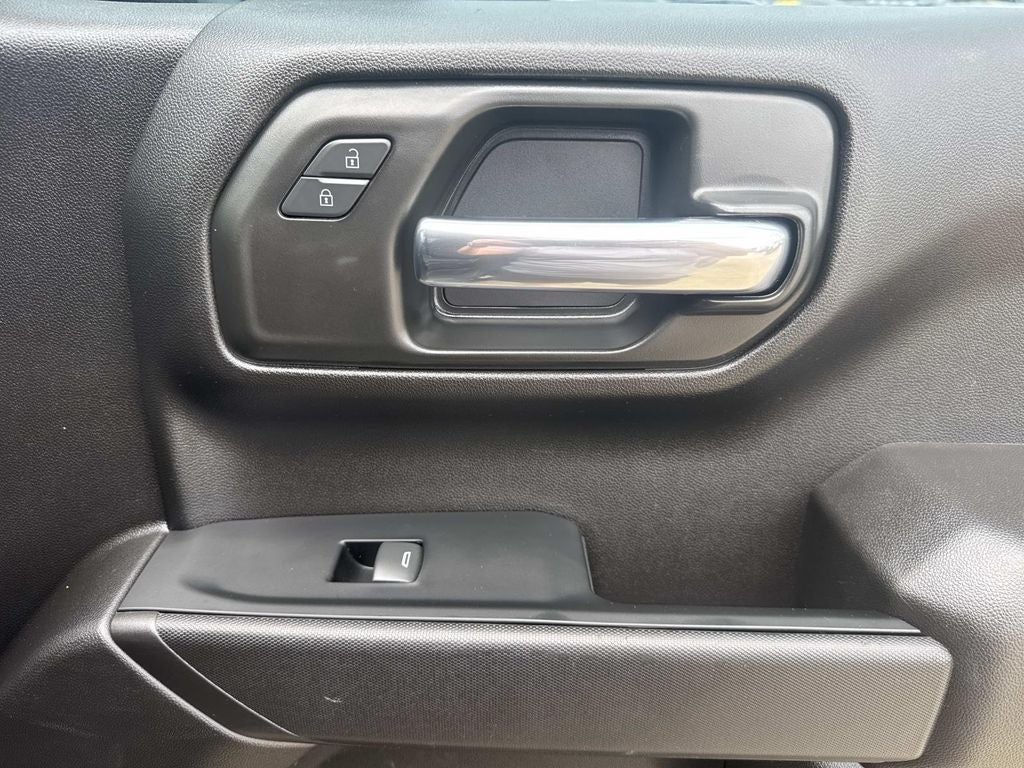 2024 GMC Sierra 1500 4WD Crew Cab Short Box Pro