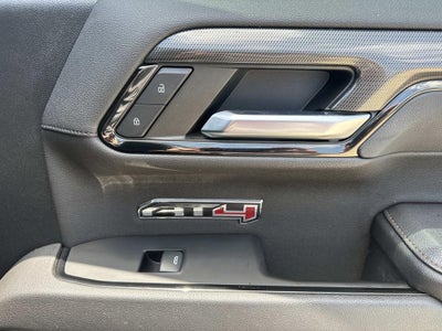2023 GMC Sierra 1500 4WD Crew Cab Short Box AT4