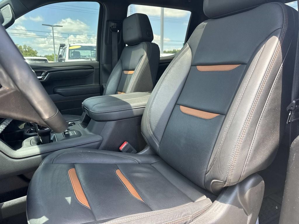 2023 GMC Sierra 1500 4WD Crew Cab Short Box AT4
