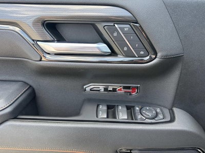 2023 GMC Sierra 1500 4WD Crew Cab Short Box AT4