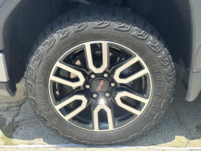 2023 GMC Sierra 1500 4WD Crew Cab Short Box AT4