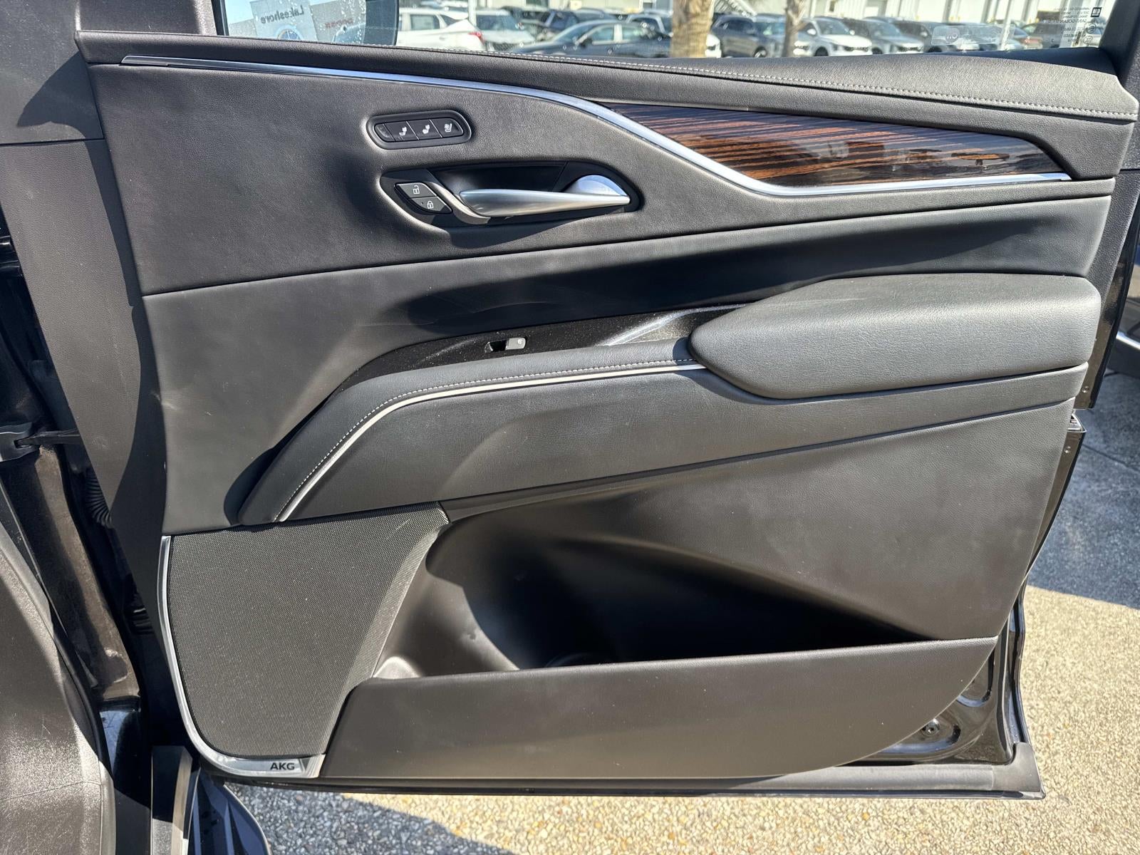 2023 Cadillac Escalade ESV 4WD Premium Luxury