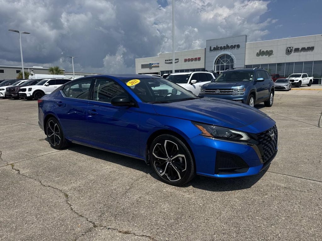 2025 Nissan Altima 2.5 SR