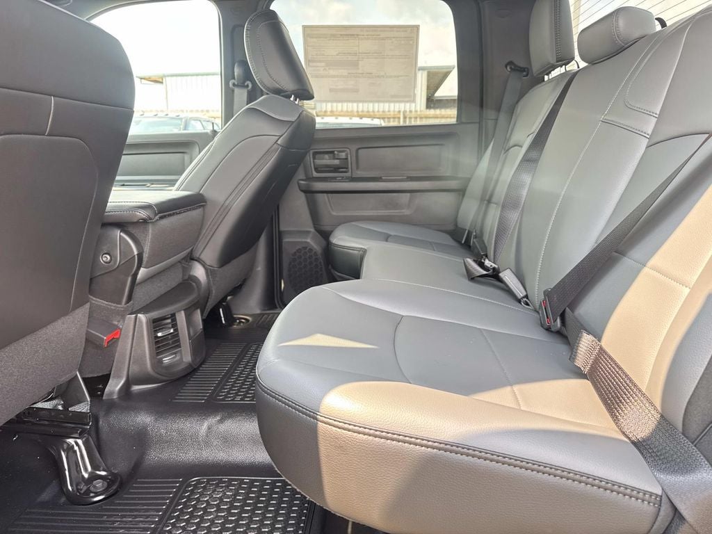 2025 RAM Ram 2500 Tradesman Crew Cab 4x4 6'4' Box