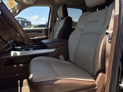 2022 RAM Ram 3500 Laramie Crew Cab 4x4 8' Box