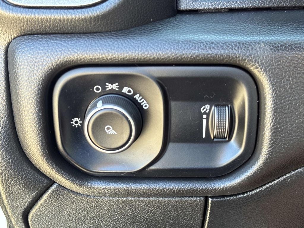 2024 RAM Ram 2500 Tradesman Crew Cab 4x4 6'4' Box