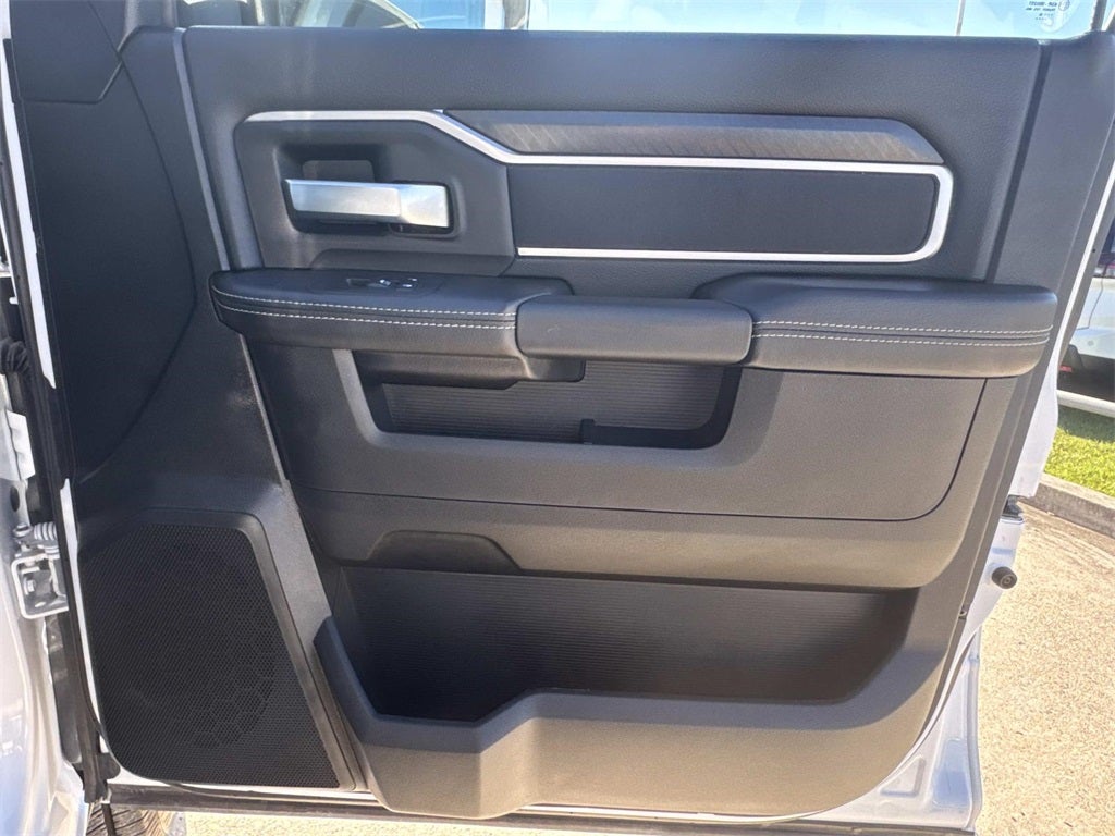 2025 RAM Ram 2500 Big Horn Crew Cab 4x4 6'4' Box