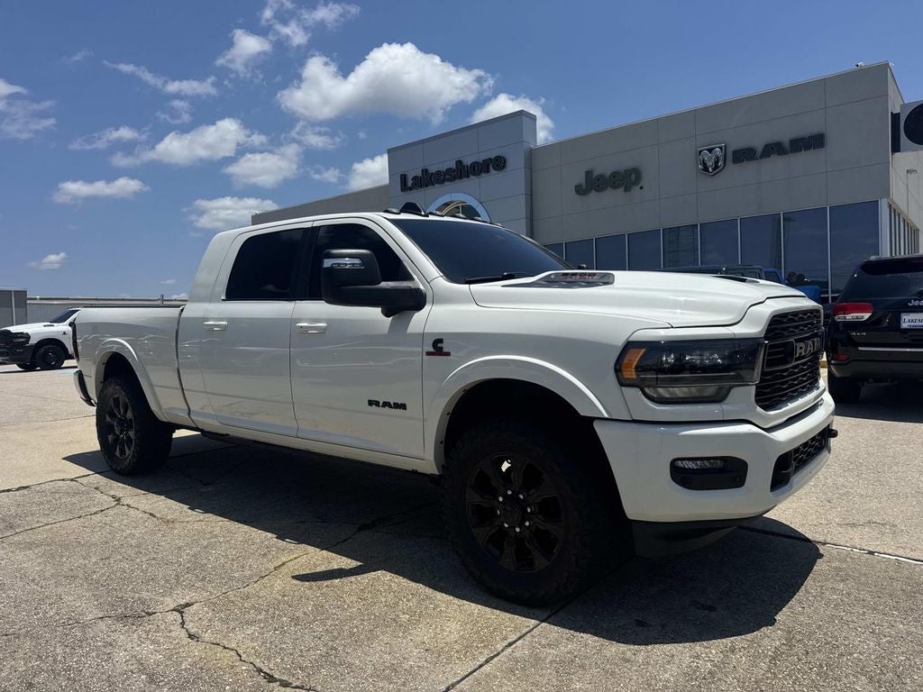 2024 RAM Ram 2500 Limited Mega Cab 4X4 6'4' Box