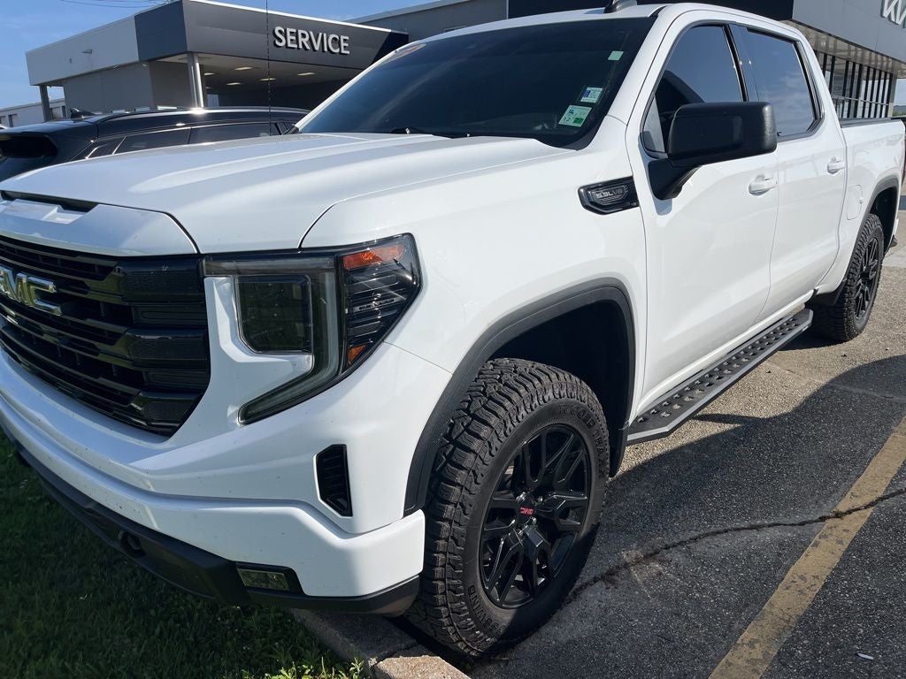 2024 GMC Sierra 1500 4WD Crew Cab Short Box Elevation with 3SB
