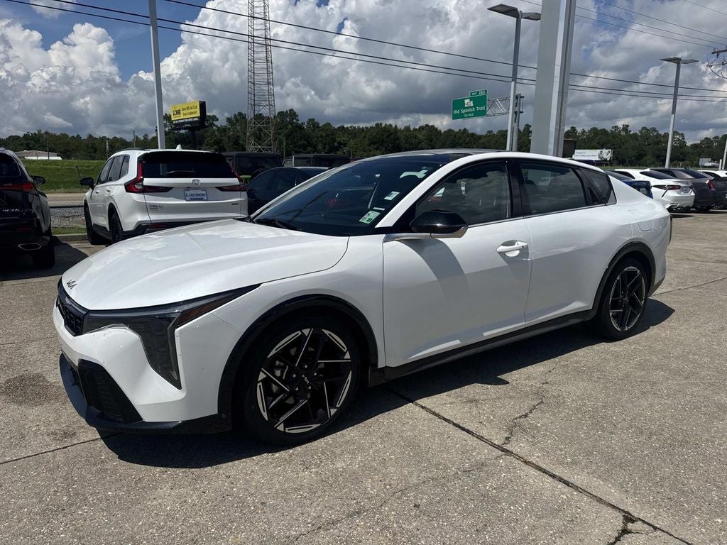 2025 Kia K4 GT-Line