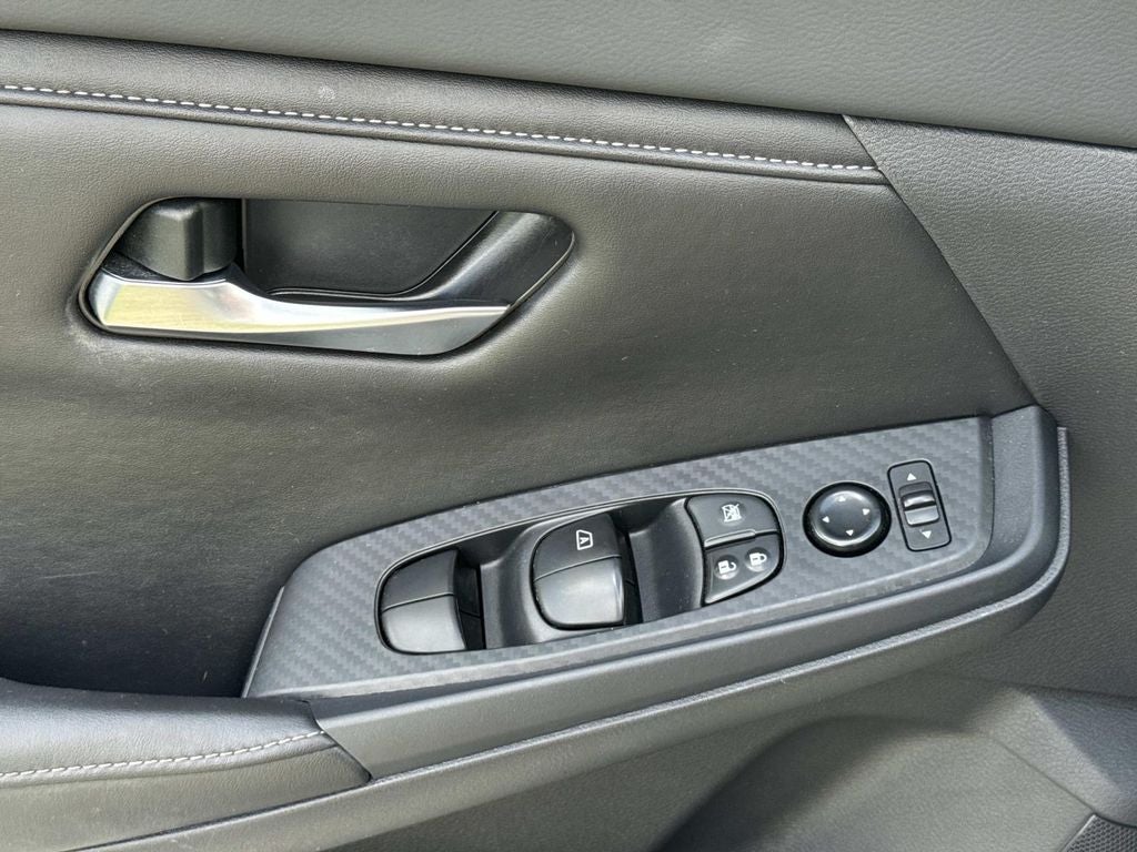 2023 Nissan Sentra SV Xtronic CVT