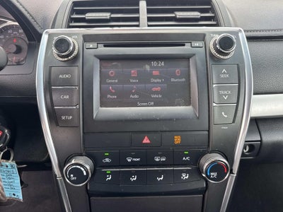 2016 Toyota Camry SE
