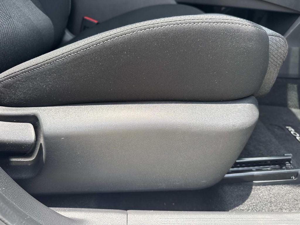 2025 Nissan Rogue SV FWD