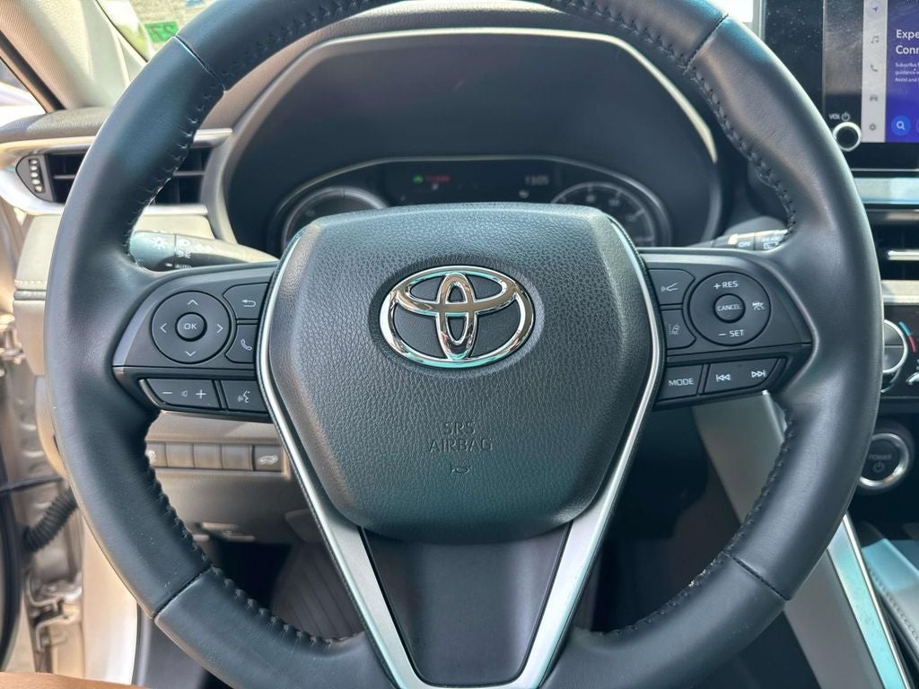 2023 Toyota Venza LE