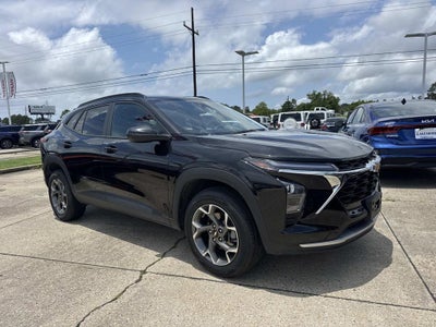 2025 Chevrolet Trax FWD LT