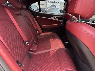 2023 Genesis G70 3.3T RWD