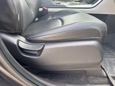 2023 Kia Carnival LX Seat Package