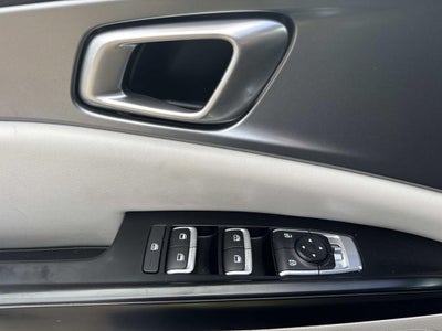 2023 Kia Carnival LX Seat Package