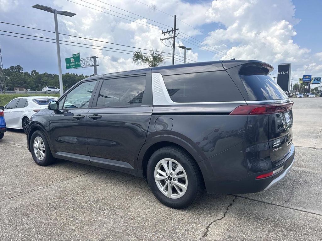 2023 Kia Carnival LX Seat Package