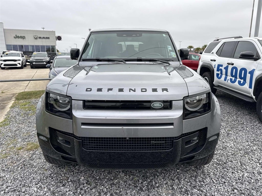 2023 Land Rover Defender 130 X-Dynamic SE