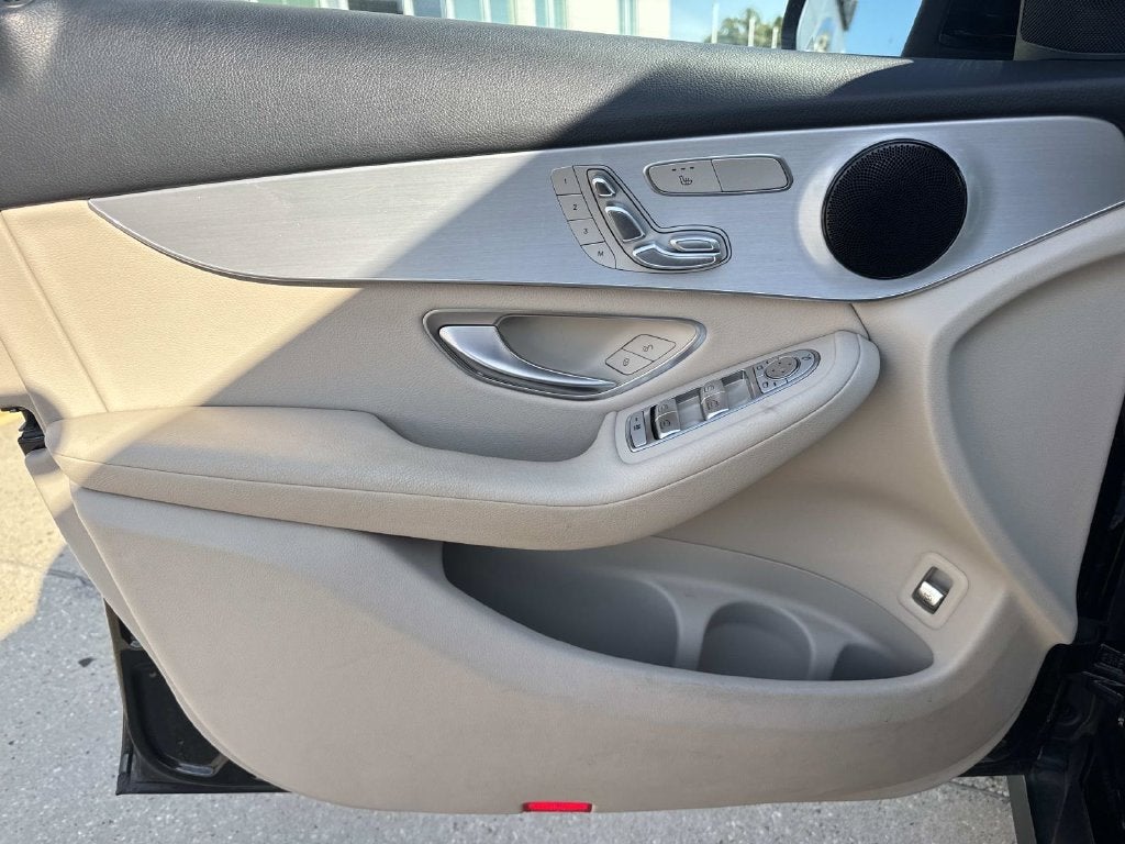 2022 Mercedes-Benz GLC GLC 300