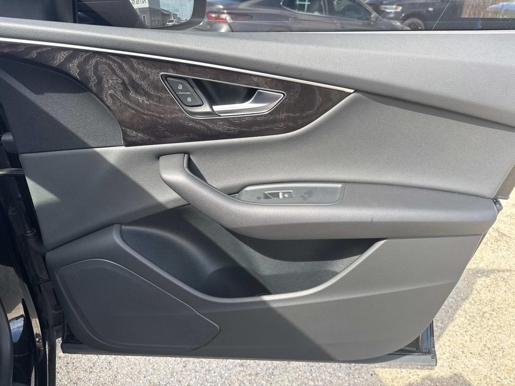 2023 Audi Q8 Premium 55 TFSI quattro Tiptronic
