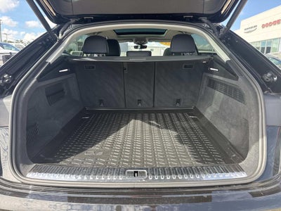 2023 Audi Q8 Premium 55 TFSI quattro Tiptronic