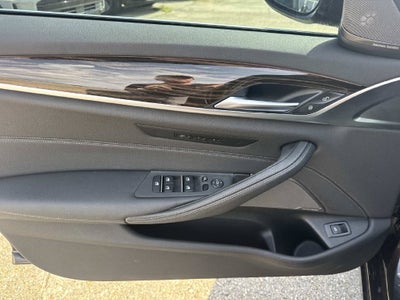 2022 BMW 5 Series 530i